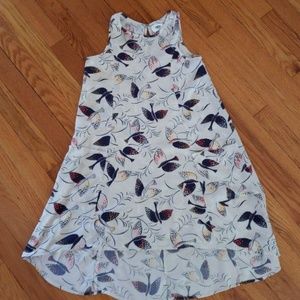 Old Navy girls summer dress in great condition.